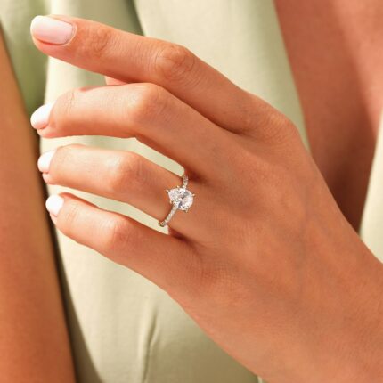 14 K Solid Gold 1ct Pear Cut lab Grown Diamond Engagement Ring