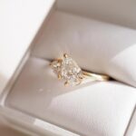 18K Solid Gold 2CT Pear Cut Diamond Toi et Moi Engagement Ring