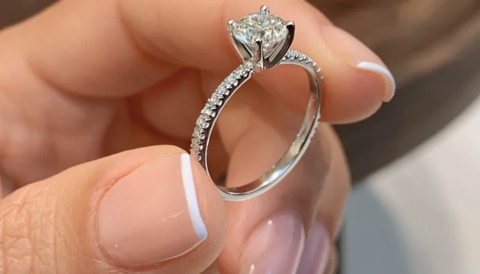 Lab-grown diamond jewelry with India and USA flags representing the future of ethical jewelry